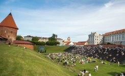 Nemokami „Kino karavano“ ir „Sidabrinės gervės naktų“ seansai Kaune: prie didžiojo ekrano lauks žiūrovų pripažinti Lietuvos ir užsienio filmai